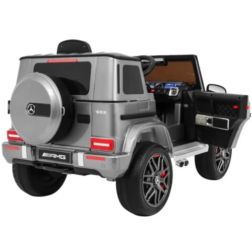 Srebrne auto na akumulator dla 3 latka Mercedes AMG G63.webp