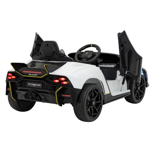 Białe autko na akumulator  Lamborghini Invencible.webp