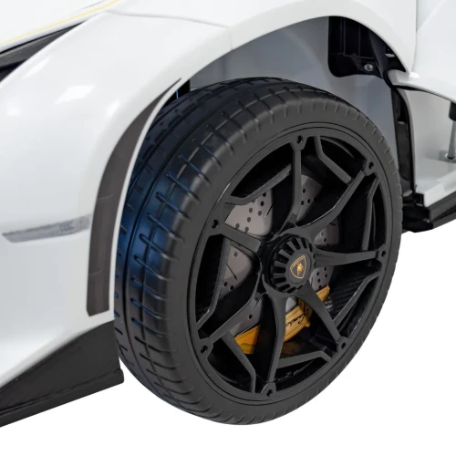 Biały samochód akumulatorowy dla dzieci Lamborghini Invencible.webp