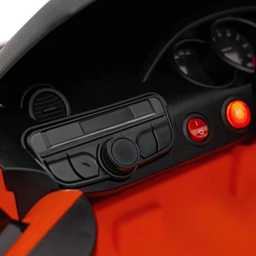Czerwony samochodzik elektryczny dla dzieci Porsche Spyder RS 718.webp