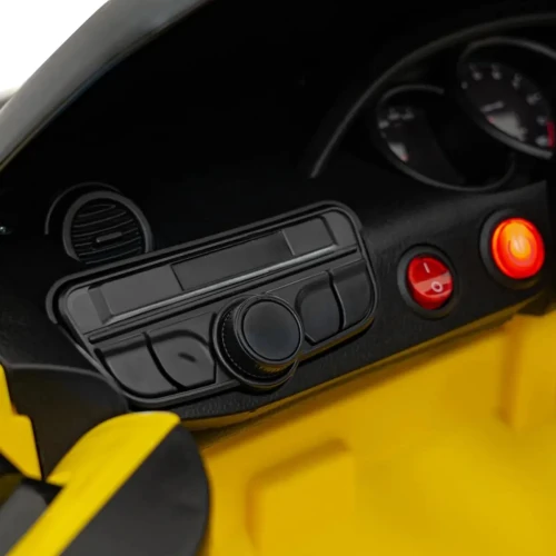 Żółty samochodzik elektryczny dla dzieci Porsche Spyder RS 718.webp
