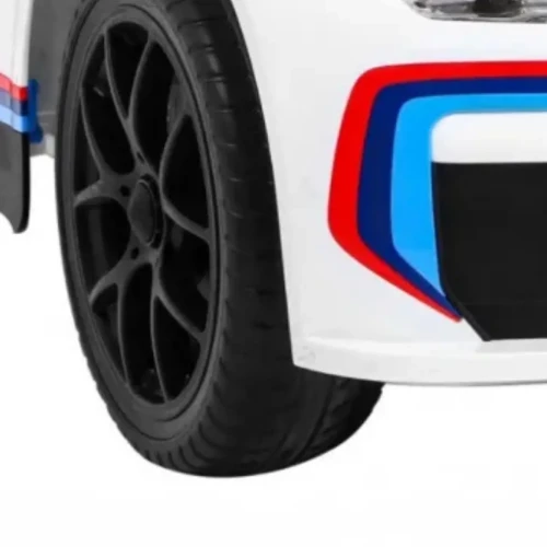 Biały samochód elektryczny dla dzieci BMW M6 GT3.webp