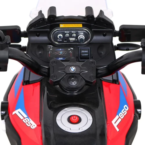 Czerwony motocykl motor BMW F850 GS.webp