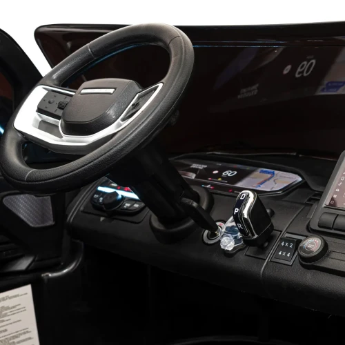 Czarne elektryczne auto dla dziecka Range Rover SUV Lift.webp