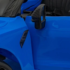 Niebieskie auto na akumulator dla 6 latka BMW M4.webp