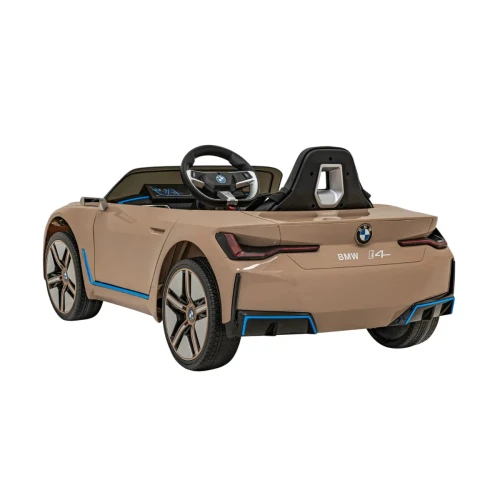 Złote auto akumulatorowe dla dziecka BMW i4.webp