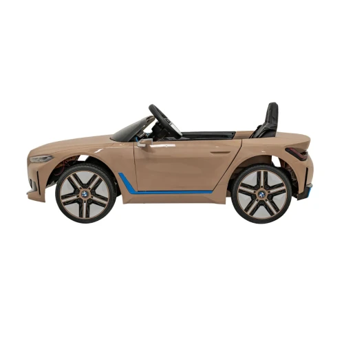 Złote auto dla dziecka na akumulator BMW i4.webp