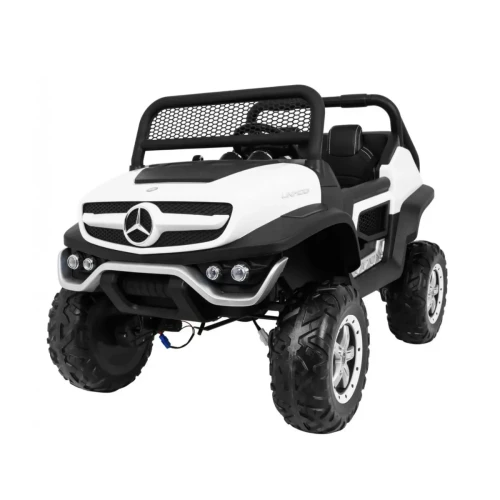 Biały Mercedes BENZ UNIMOG.webp