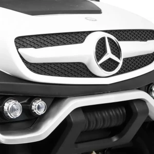 Biały samochodzik dla dziecka na akumulator Mercedes BENZ UNIMOG.webp