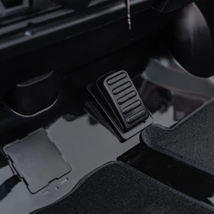 Czarny samochodzik dla dziecka na akumulator  Lamborghini Revuelto XL STRONG.webp