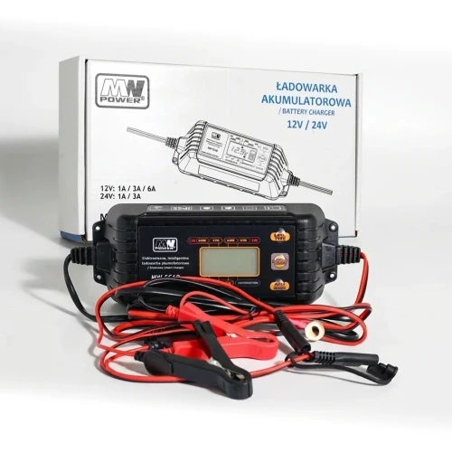 inteligentna-ladowarka-z-wyswietlaczem-lcd-12v-i-24v.webp