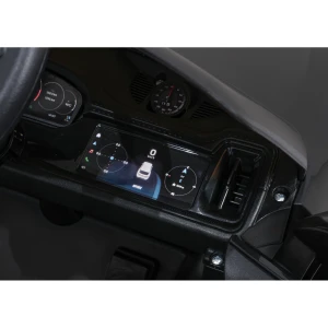 pojazd-porsche-cayenne-czarny-deska-prawa-strona.webp