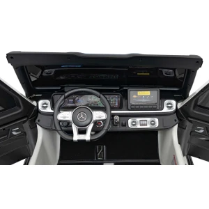 Biały-mercedes-benz-g63-amg-xxl-na-akumulator-z-licencja-kokpit-kierowcy.webp