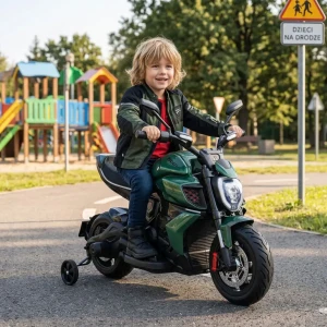 Chlopiec-na-zielonym-motorze-ducati-diavel-x-bentley.webp