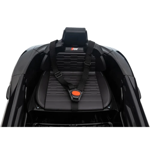 Pojazd_Audi_RS_E-Trone_GT_czarny_dla_dzieci_siedzenie.webp