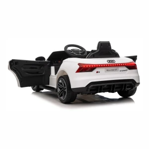 Audi RS E-Tron GT Dla Dzieci - 4x30W, 12-7Ah 4x4 QLS6888 - Kolor Biały - widok z tyłu z otwartymi drzwiami.webp