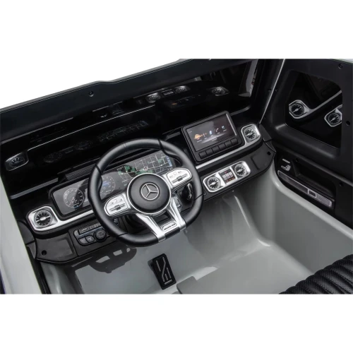 Samochód Mercedes G63 XXL 4x4 dla dzieci - czarny - deska rozdzielcza z kierownicą.webp