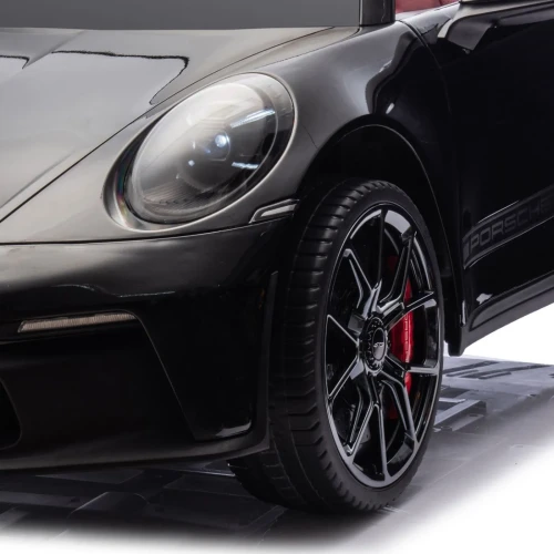 pojazd-porsche-GT3-DK-P911-czarny-dla-dzieci-lampa.webp