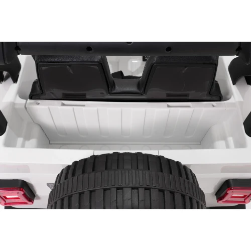 pojazd-jeep-wrangler-rubicon-lift-bialy-bagażnik-z-tyłu.webp