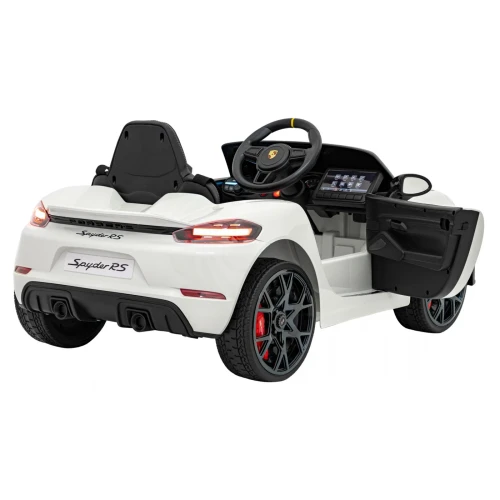 Tył z otwartymi drzwiami i widocznym kokpitem – białe Porsche Spyder RS 718, samochód na akumulator dla dzieci.webp