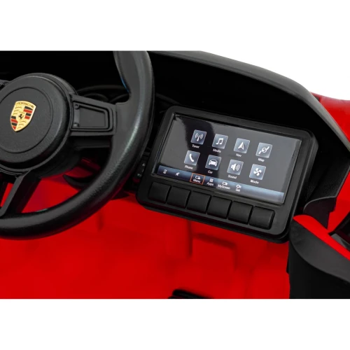 Kierownica z logo Porsche i ekran multimedialny atrapa – kokpit czerwonego Porsche Spyder RS 718 na akumulator dla dzieci.webp