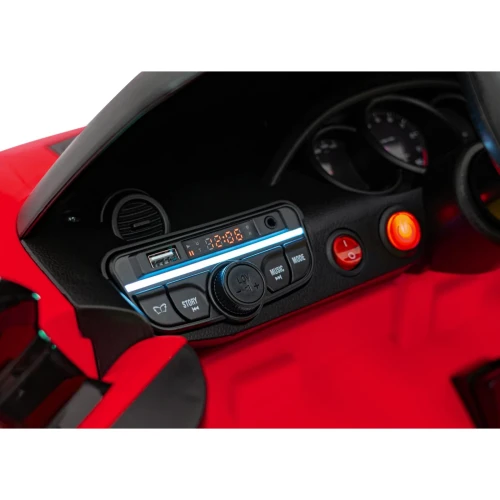 Panel audio z portem USB, odtwarzaczem MP3 i zegarami – deska rozdzielcza czerwonego Porsche Spyder RS 718 na akumulator dla dzieci.webp