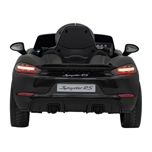 Widok z tyłu z napisem i tablicą Spyder RS – czarne Porsche Spyder RS 718 na akumulator dla dzieci.webp