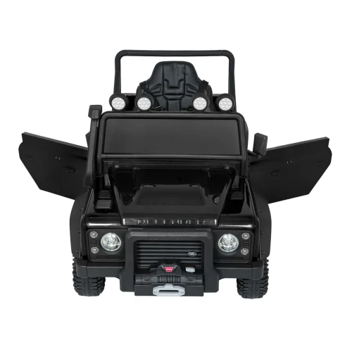 Przód z otwartymi drzwiami i wyciągarką – czarny Land Rover Defender 110 SVX Concept, auto elektryczne na akumulator dla dzieci.webp
