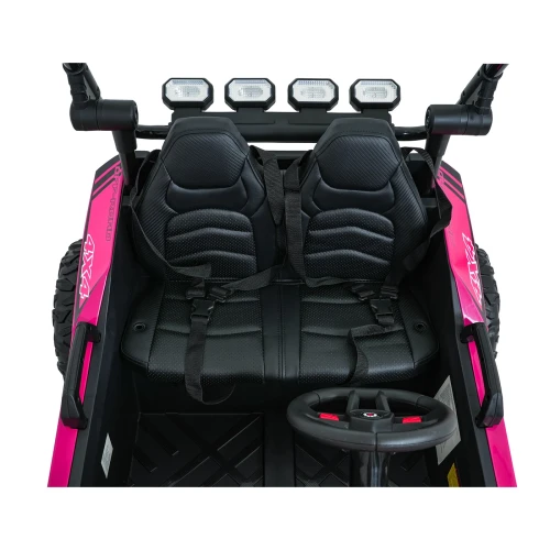 Dwa fotele kubełkowe z 5-punktowymi pasami i belką LED – wnętrze różowego buggy Turbo 23 4x4 na akumulator dla dzieci.webp