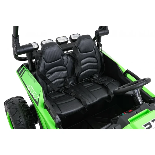Dwa fotele kubełkowe z 5-punktowymi pasami i belką LED – wnętrze zielonego buggy Turbo 23 4x4 na akumulator dla dzieci.webp