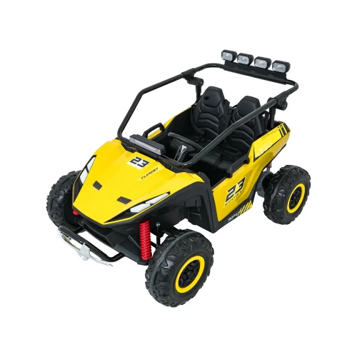 Ujęcie z przodu i lewego boku z góry – belka czterech reflektorów LED, wyciągarka i fotele kubełkowe – żółte buggy Turbo 23 4x4 na akumulator dla dzieci.webp