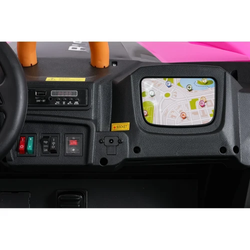 Panel audio z portem USB, odtwarzaczem MP3, ekranem i przełącznikami HIGHLOW – deska rozdzielcza różowego buggy Arctic Cat Wildcat XX na akumulator dla dzieci.webp
