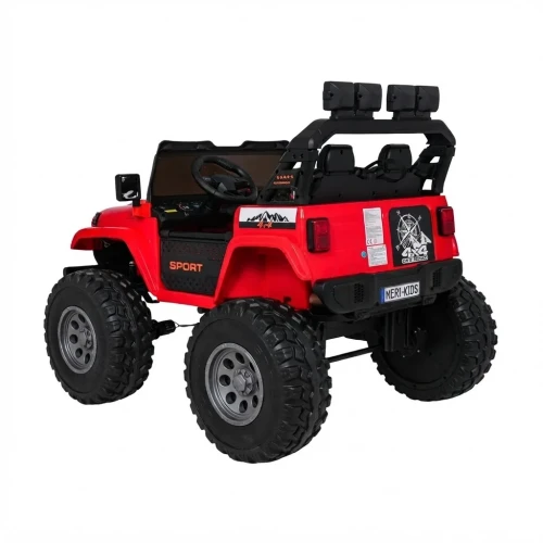 Ujęcie tyłu i boku z kierownicą oraz fotelami – czerwony Extreme Sport 4x4, pojazd terenowy na akumulator dla dzieci.webp