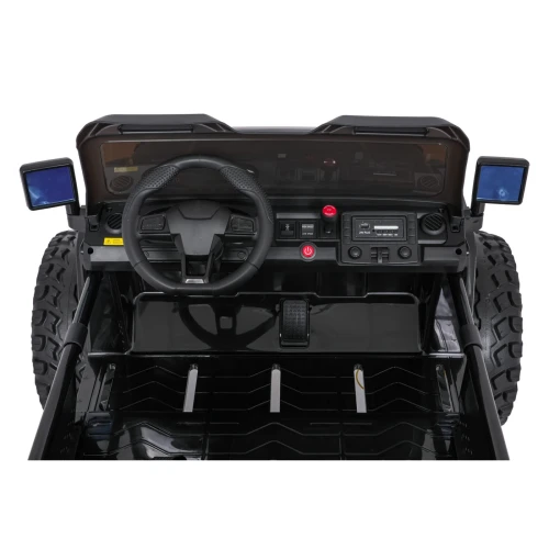 Kierownica, lusterka boczne i przyciemniana szyba – kokpit czarnego Extreme Sport 4x4 na akumulator dla dzieci.webp