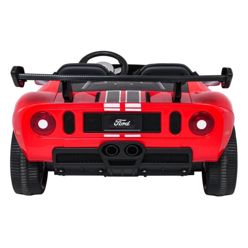 Widok z tyłu ze spojlerem, lampami i tablicą Ford – czerwony Ford GT na akumulator dla dzieci.webp