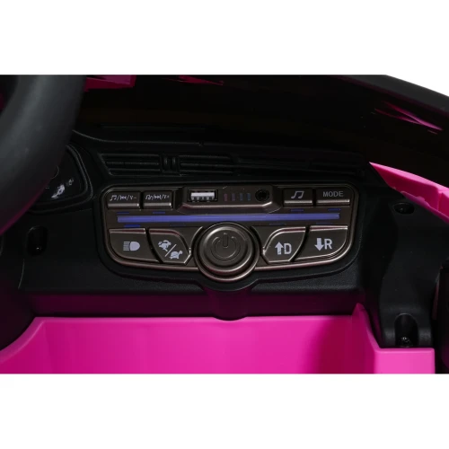 Panel audio z portem USB, wejściem AUX, MP3, wskaźnikiem baterii i przełącznikiem prędkości – deska rozdzielcza różowego Audi RS6 Avant GT na akumulator dla dzieci.webp