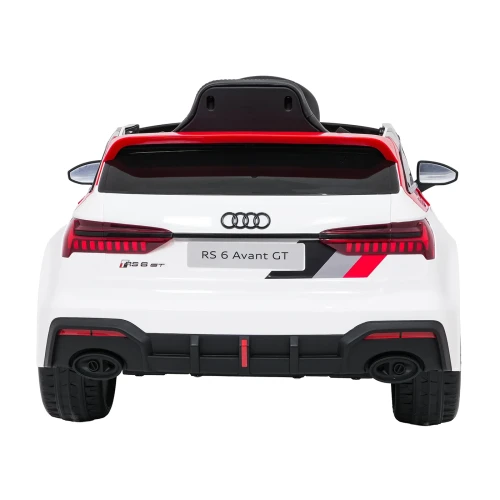 Widok z tyłu z logo Audi, lampami LED i tablicą RS 6 Avant GT – białe Audi RS6 Avant GT na akumulator dla dzieci.webp
