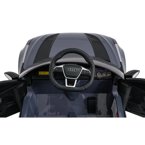 Kierownica z logo Audi, włącznik zasilania i przyciski jazdy DR – kokpit szarego Audi RS6 Avant GT na akumulator dla dzieci.webp