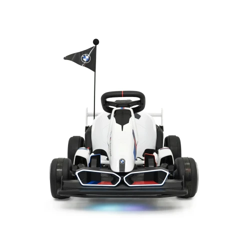 Przód z podświetlanymi nerkami LED i emblematem BMW – biały gokart BMW Drift, gokart elektryczny na akumulator dla dzieci.webp